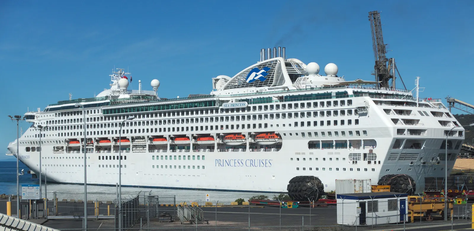 Sea Princess at Port of Burnie 20190315-001
